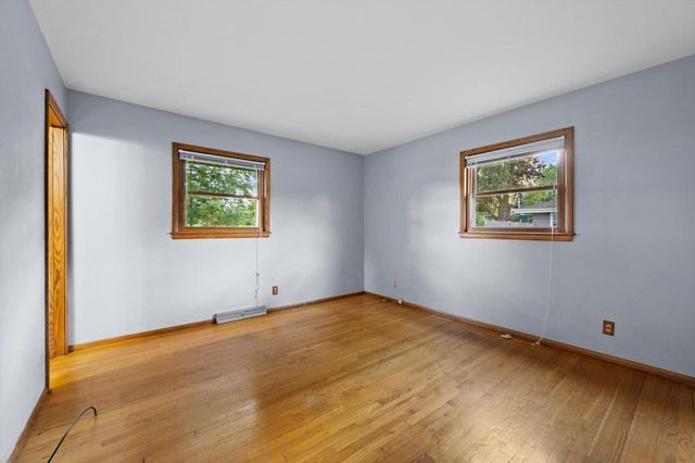 1501 E Fitzsimmons ROAD, Oak Creek, WI 53154