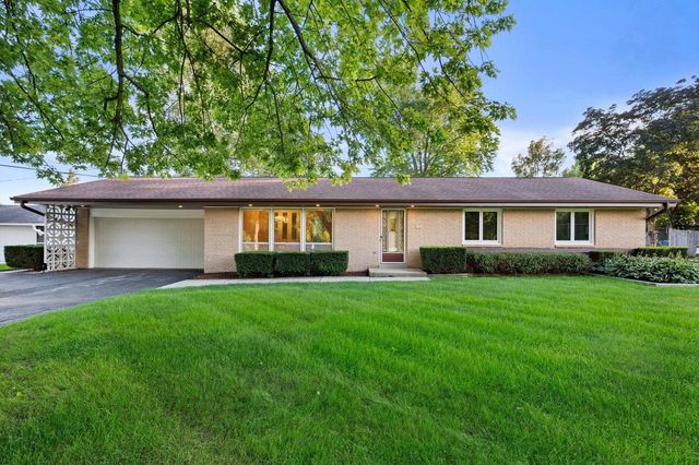 1501 E Fitzsimmons ROAD, Oak Creek, WI 53154