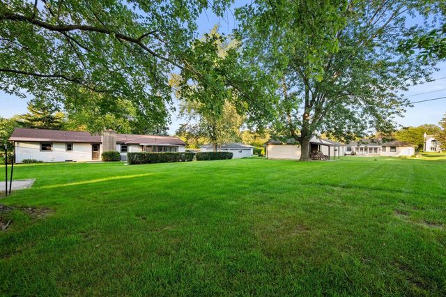 1501 E Fitzsimmons ROAD, Oak Creek, WI 53154