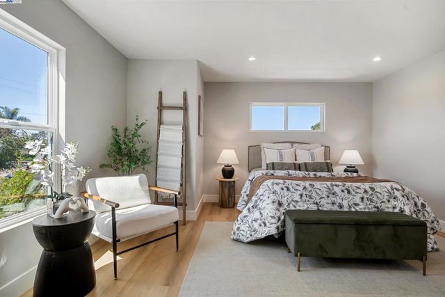 354 49th, Oakland, CA 94609