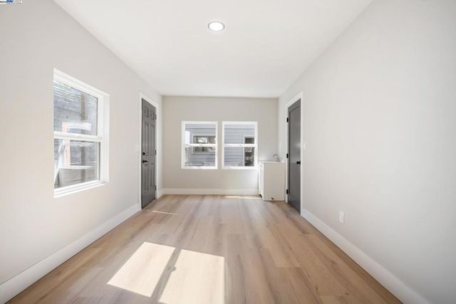 354 49th, Oakland, CA 94609