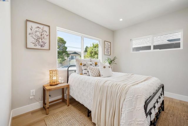 354 49th, Oakland, CA 94609