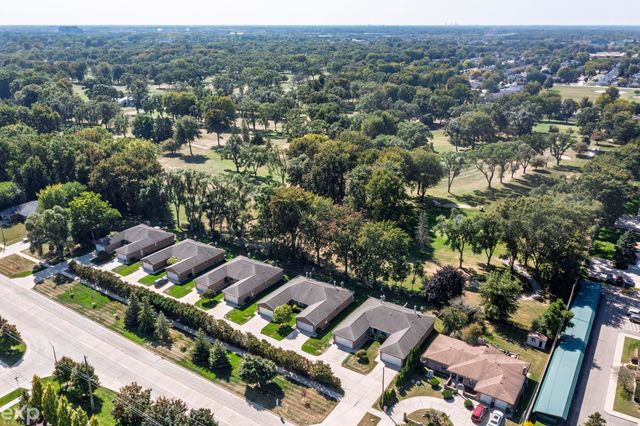 34457 Maple Lane Drive, Sterling Heights, MI 48312