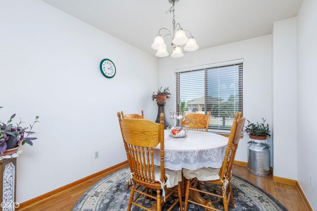 34457 Maple Lane Drive, Sterling Heights, MI 48312