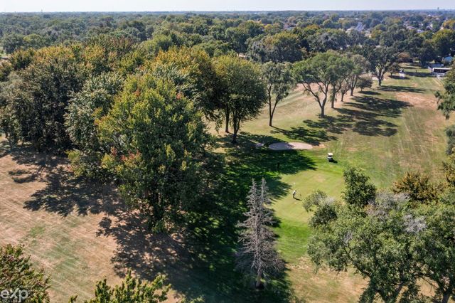 34457 Maple Lane Drive, Sterling Heights, MI 48312