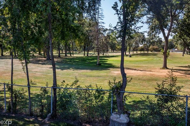 34457 Maple Lane Drive, Sterling Heights, MI 48312