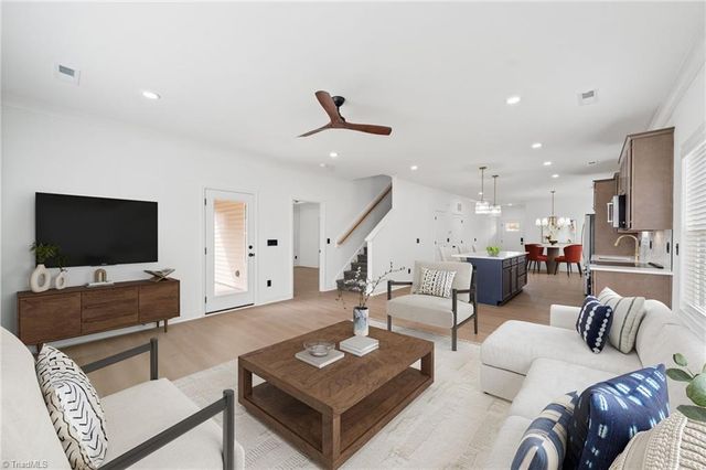 4312 Mossy Wood Circle, Greensboro, NC 27409