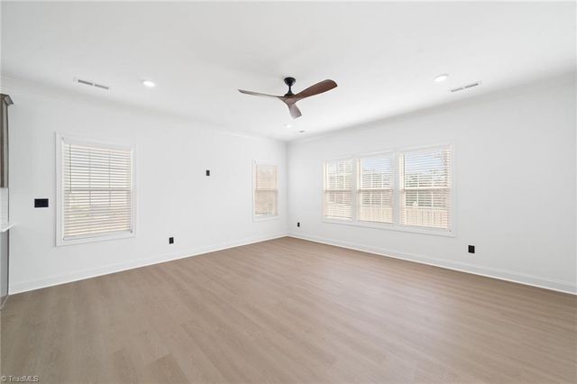 4312 Mossy Wood Circle, Greensboro, NC 27409