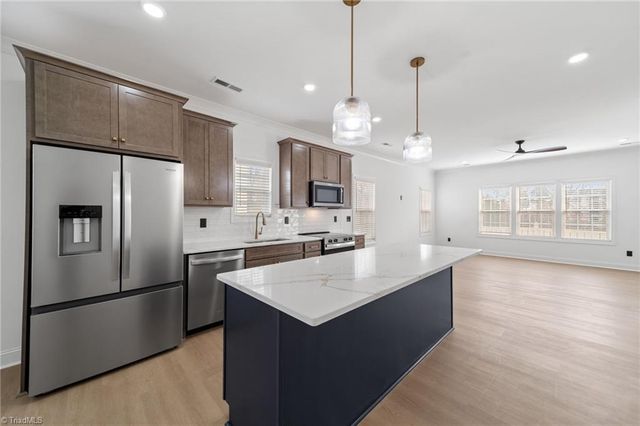 4312 Mossy Wood Circle, Greensboro, NC 27409