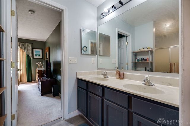 213 Bentridge Drive, Clearcreek Twp, OH 45458