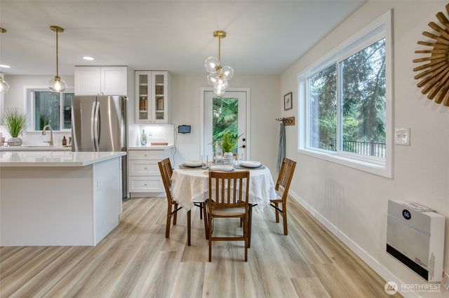 445 Bass Avenue NE, Ocean Shores, WA 98569