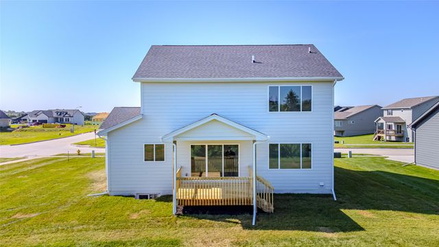 305 NW Woodmoor Drive, Waukee, IA 50263