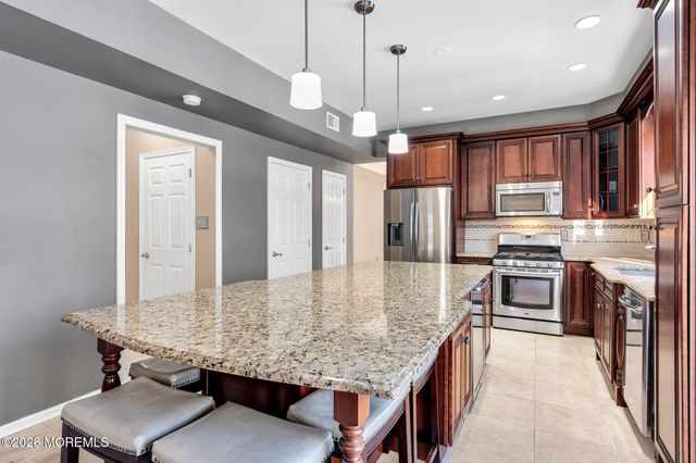 30 Gristmill Road, Howell, NJ 07731