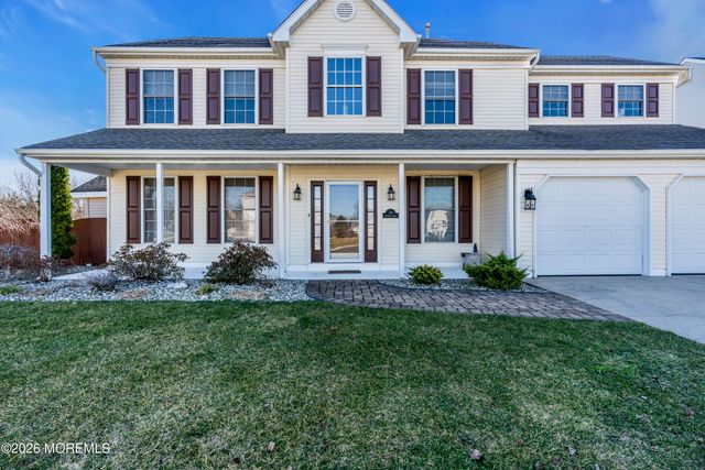 30 Gristmill Road, Howell, NJ 07731