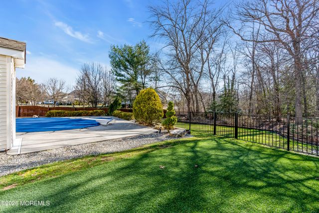 30 Gristmill Road, Howell, NJ 07731