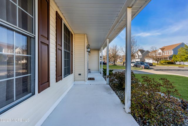 30 Gristmill Road, Howell, NJ 07731