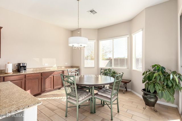 9480 E Adriana Way, Vail, AZ 85641