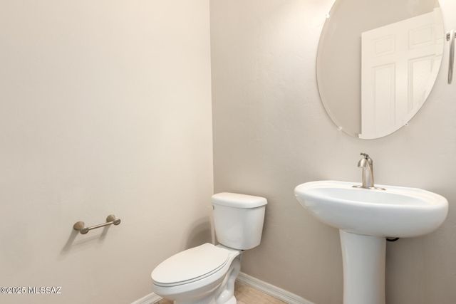 9480 E Adriana Way, Vail, AZ 85641