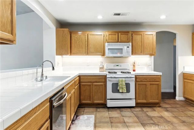 12012 Cherry Valley Avenue, Bakersfield, CA 93312