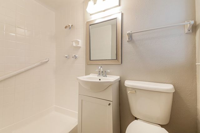 2029 Willow Lane, Plano, TX 75074