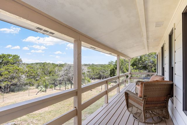 34 Canyon Ridge View, Kerrville, TX 78028