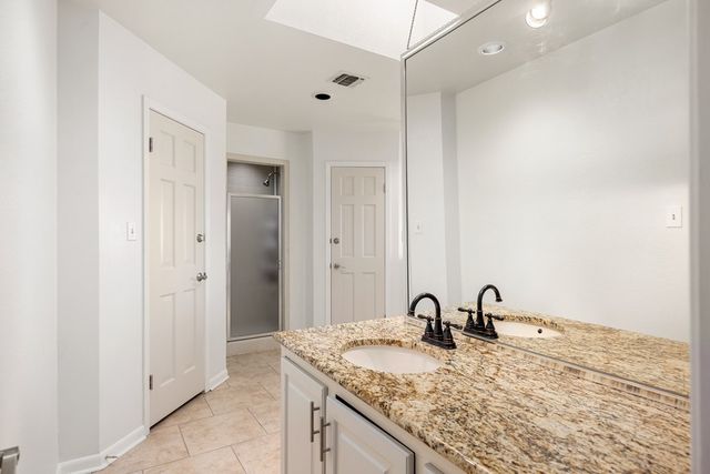 34 Canyon Ridge View, Kerrville, TX 78028