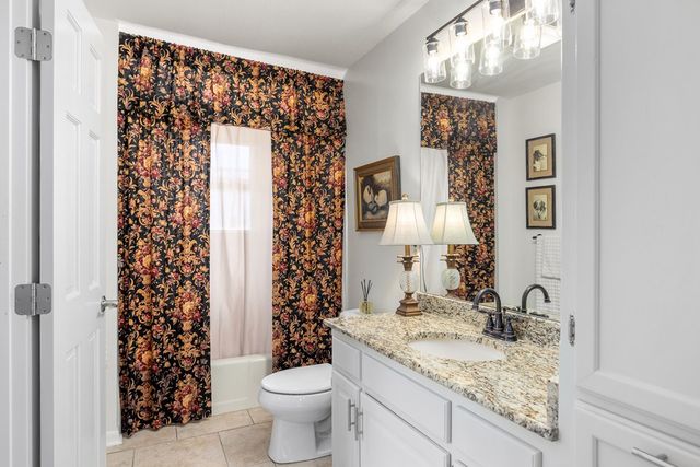 34 Canyon Ridge View, Kerrville, TX 78028