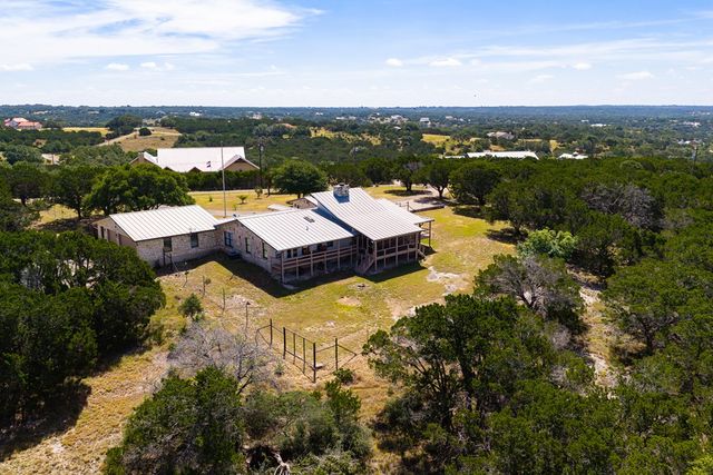 34 Canyon Ridge View, Kerrville, TX 78028