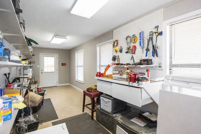 34 Canyon Ridge View, Kerrville, TX 78028