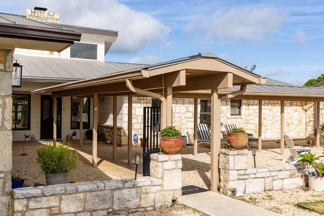 34 Canyon Ridge View, Kerrville, TX 78028