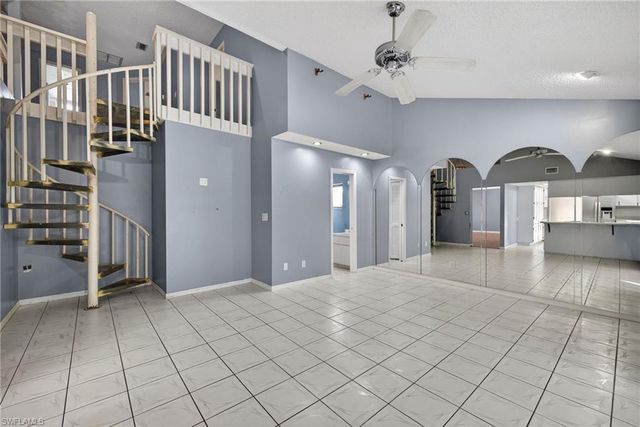 1902 SE 12th ST, Cape Coral, FL 33990