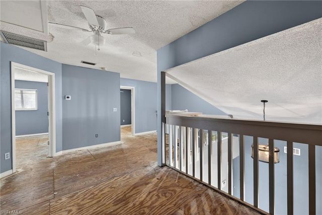 1902 SE 12th ST, Cape Coral, FL 33990