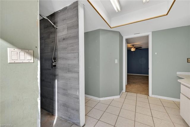 1902 SE 12th ST, Cape Coral, FL 33990