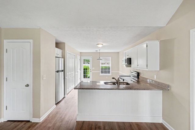 107 Breeze Dr, Murfreesboro, TN 37129