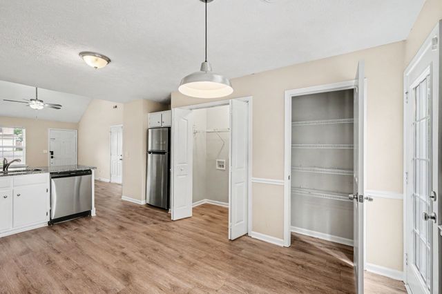 107 Breeze Dr, Murfreesboro, TN 37129