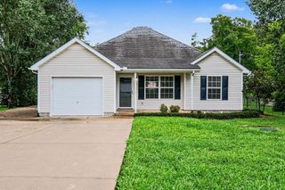 107 Breeze Dr, Murfreesboro, TN 37129