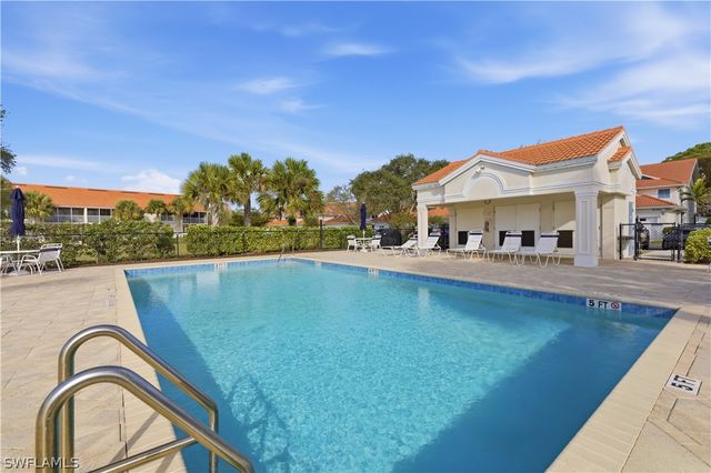 5010 Cedar Springs DR 202, Naples, FL 34110