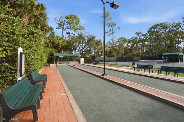 5010 Cedar Springs DR 202, Naples, FL 34110