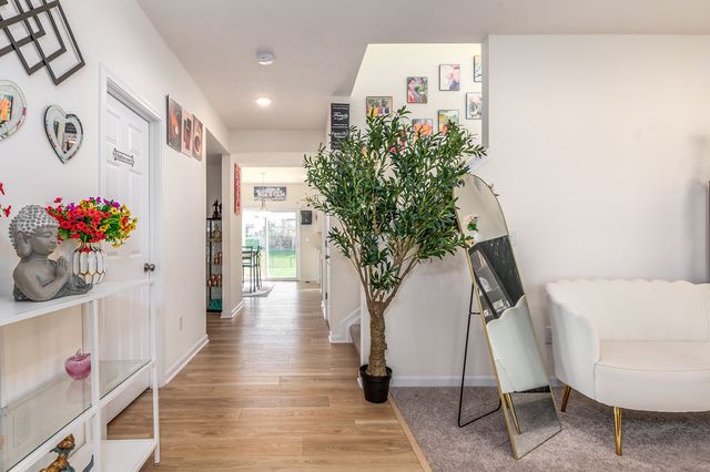 5483 Long Trail Court, Fairfield Twp, OH 45011