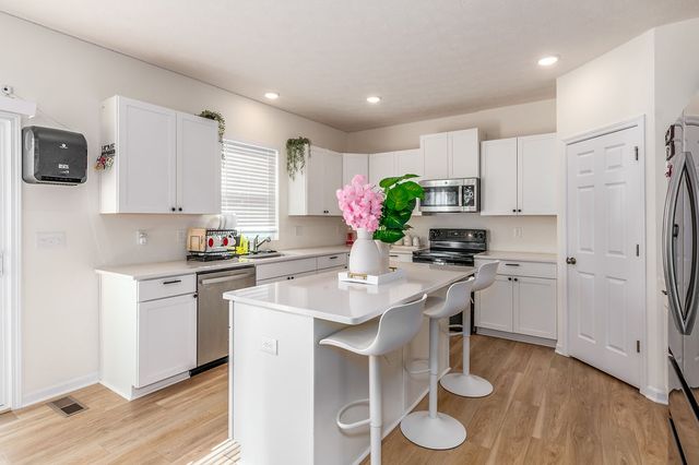 5483 Long Trail Court, Fairfield Twp, OH 45011