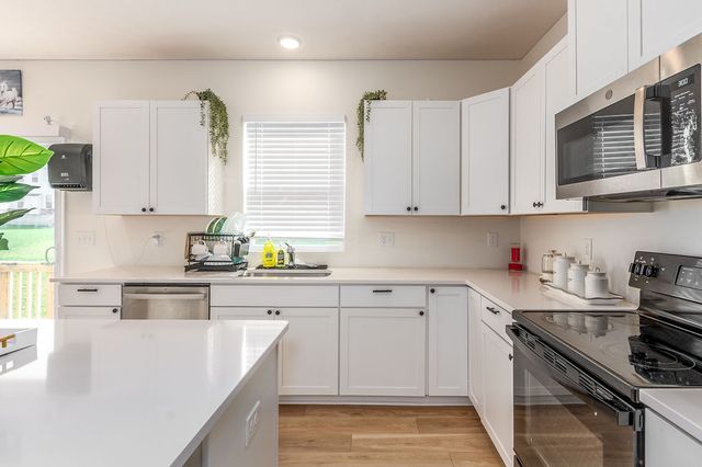 5483 Long Trail Court, Fairfield Twp, OH 45011