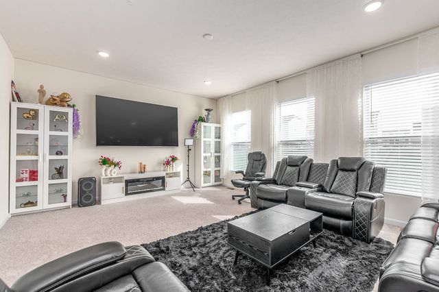 5483 Long Trail Court, Fairfield Twp, OH 45011