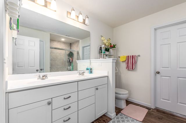 5483 Long Trail Court, Fairfield Twp, OH 45011