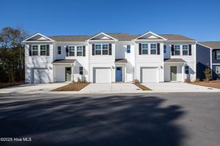 118 N Grassland Road Unit 16, Holly Ridge, NC 28445