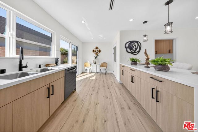12747 Deon Place, Granada Hills, CA 91344