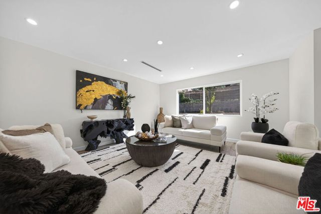 12747 Deon Place, Granada Hills, CA 91344