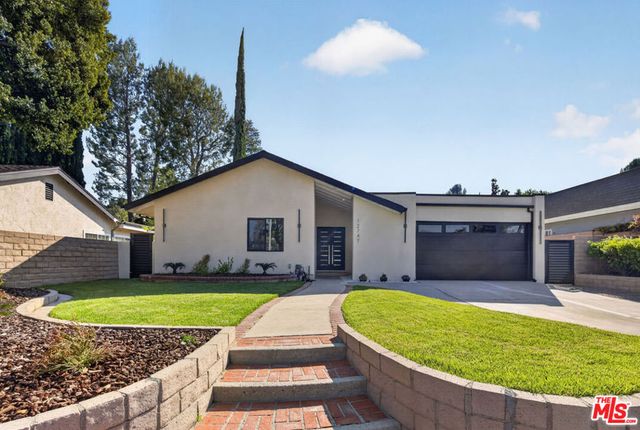 12747 Deon Place, Granada Hills, CA 91344