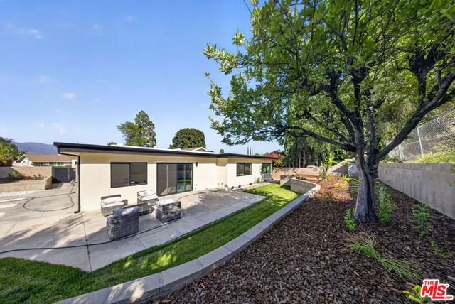 12747 Deon Place, Granada Hills, CA 91344