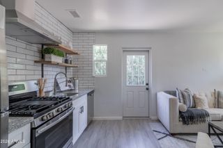 1649 E OAK Street 9, Phoenix, AZ 85006