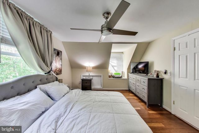 7726 SEVEN LOCKS RD, Bethesda, MD 20817